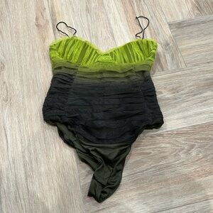 🌸3 for $20 Zara ombré body suit